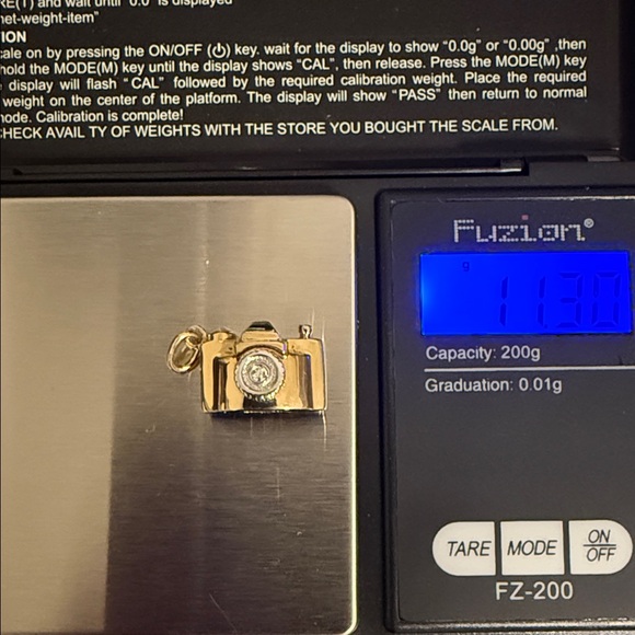 Tiffany & Co. 18k gold diamond camera pendant charm (rare) - Picture 13 of 14